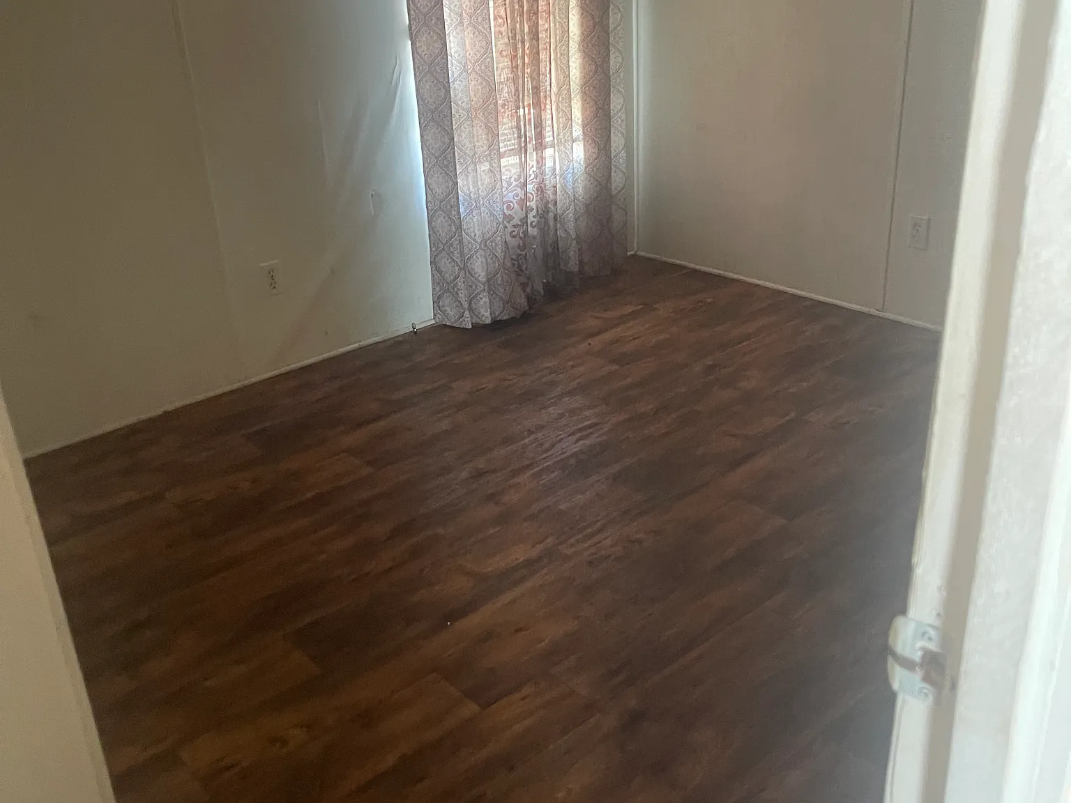 3 bed, 1456 sqft, $900 — Photo 3