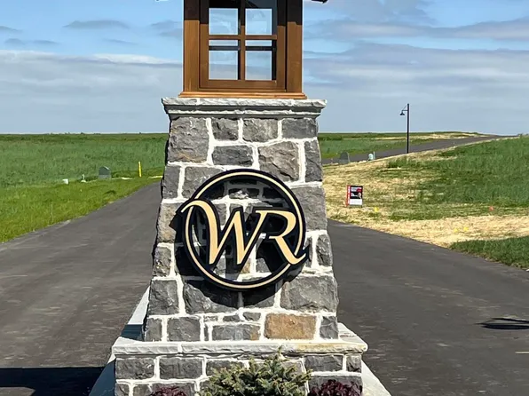 7450 Wolfe Ridge Ct, Piney Flats, TN 37686