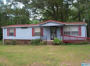 90 Beatrice Ln, Talladega, AL 35160