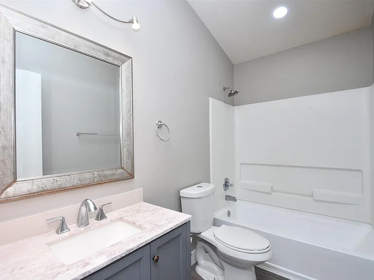 24406 Lakecrest Village Dr — Photo 24