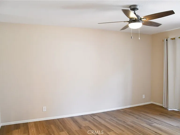 2337 E Skyline Dr — Photo 46