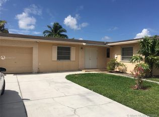 10440 SW 162nd Ter, Miami, FL 33157