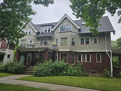 2589 N Frederick Ave #5 Photo 1