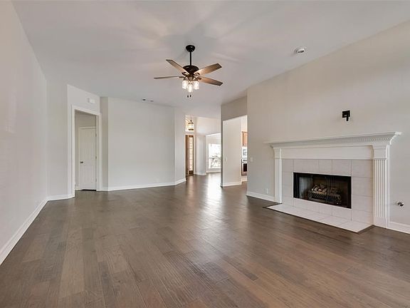 2nd image of 120 Dunford Dr