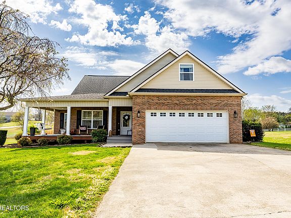 2nd image of 5110 Eagle Crossing Dr