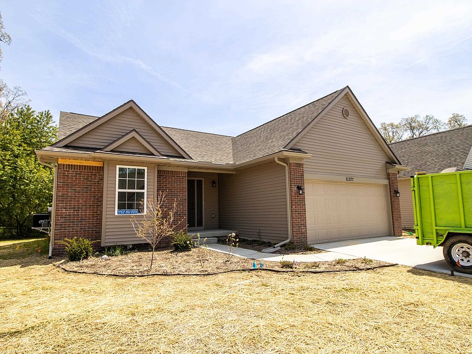 1st image of 11377 Hidden Oaks Dr