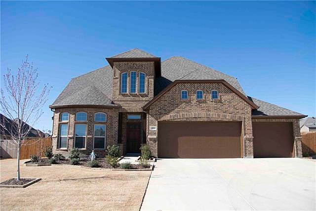 1st image of 2002 Starwood Dr