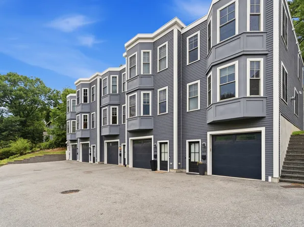 577 Baker St #581, West Roxbury, MA 02132