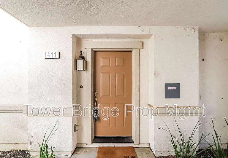3301 N Park Dr #1411 — Photo 2