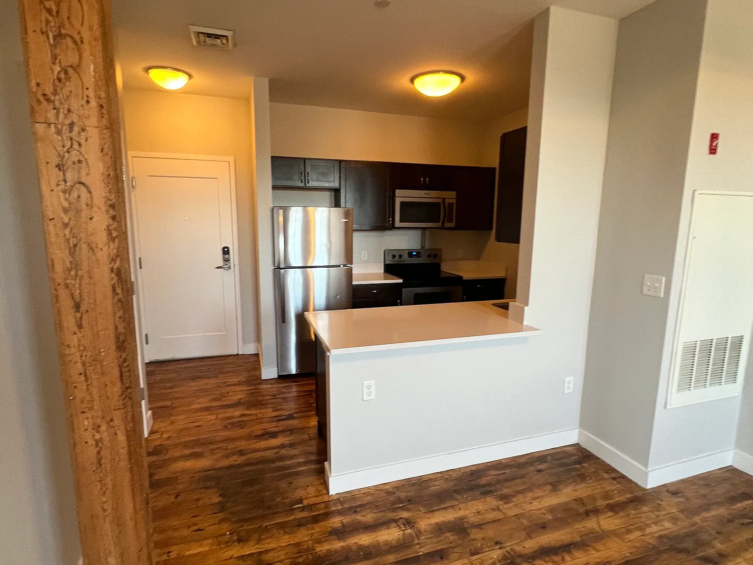 2 bed, 1171 sqft, $2,500 — Photo 2