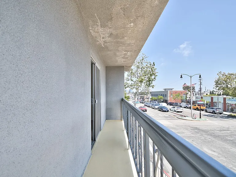 j3301 — Photo 15
