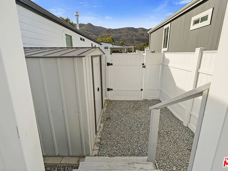 30473 Mulholland Hwy #109 — Photo 31