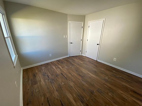 5th image of 1556 Knott St #A