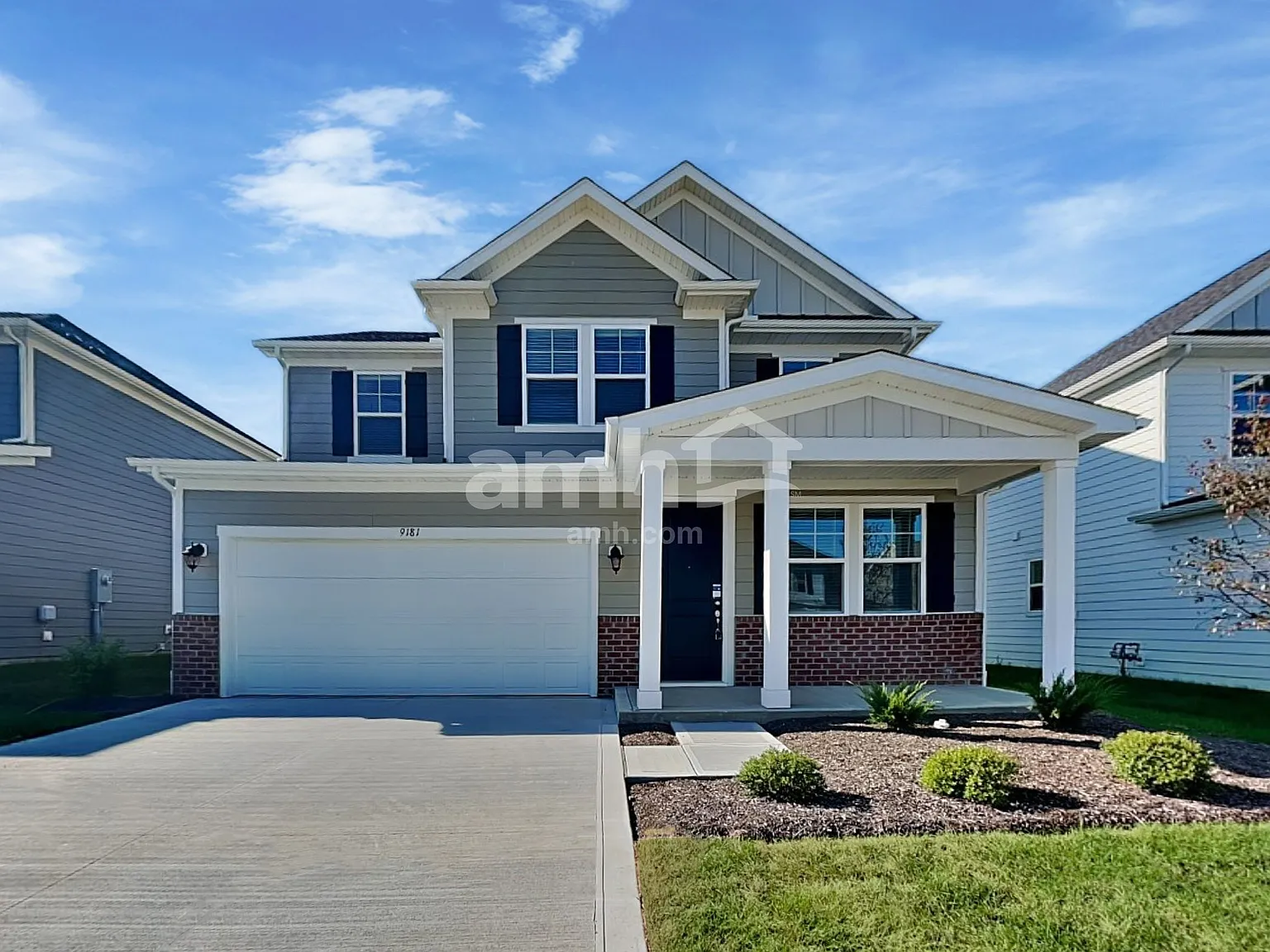 4 bed, 2.5 bath, 2293 sqft, $2,820 — Photo 1