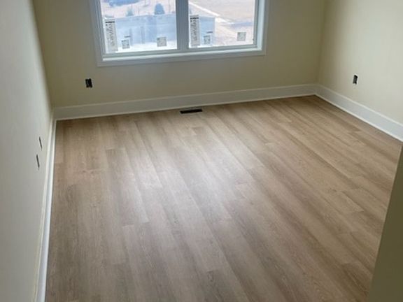 4th image of 1753 Staniel Dr