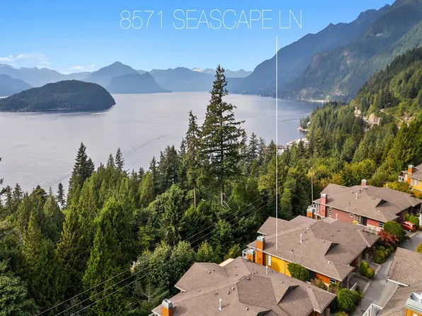 8571 Seascape Ln, West Vancouver, BC V7W 3J7