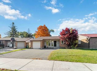 1094 Alenmede Cres, Ottawa, ON K2B 8H3