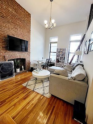 1st image of 152 W 75th St APT 1A