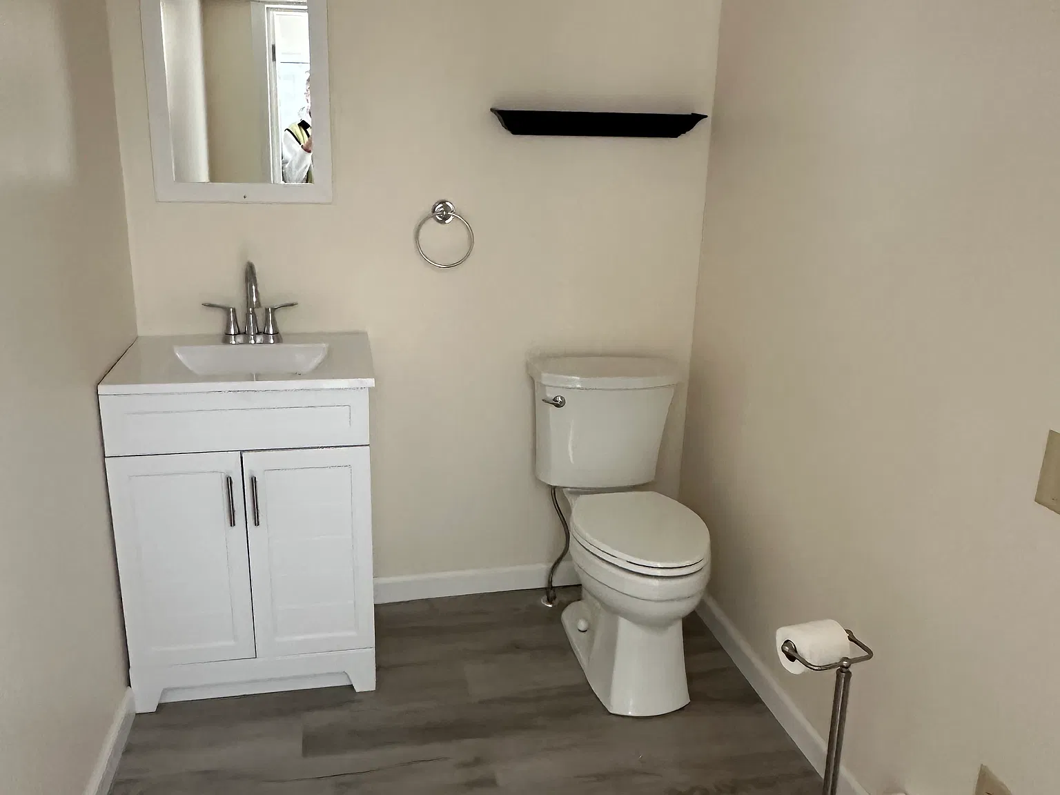 2 bed, 1.5 bath, 1200 sqft, $1,100 — Photo 3
