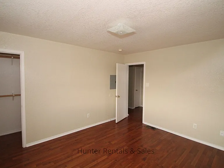 4504D Jeff Scott Dr — Photo 12