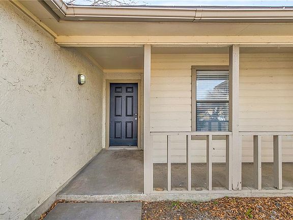 4th image of 5410 Keith Willow Ct