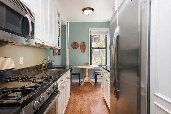 Sold by Compass | media 8