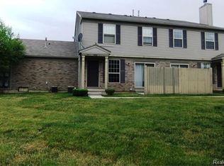 13984 Watersway Dr, Rockwood, MI 48173
