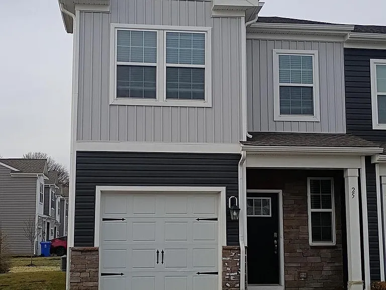 25 Elliot Ln — Photo 1