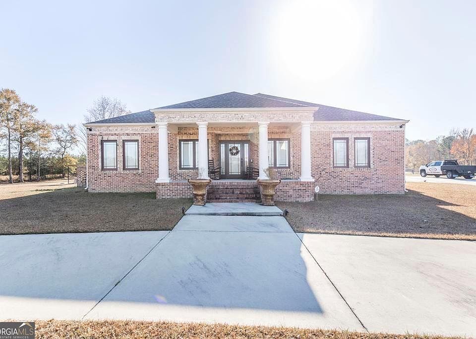 1st image of 625 Walke Dairy Rd