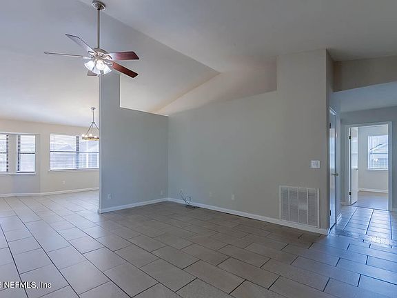 5th image of 1639 PONDEROSA PINE Drive E