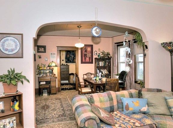 4th image of 1308 W Mansfield Ave