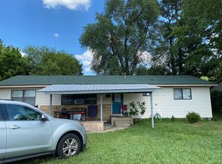 1403 Young St, Springdale, AR 72764