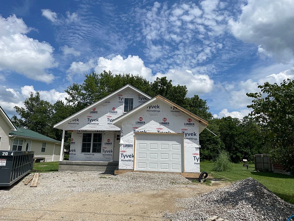 2nd image of 64 Norris Ave