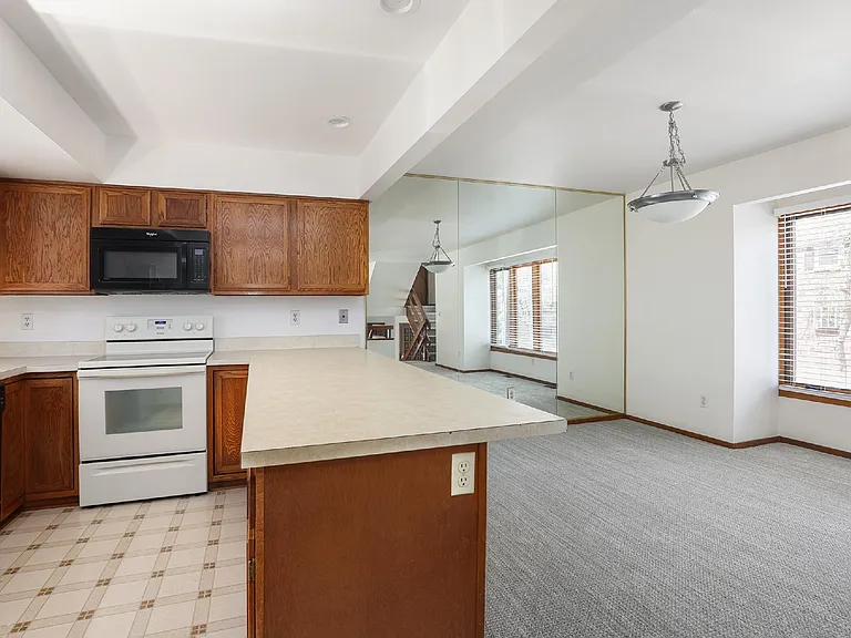 932 E Ellsworth Ave #A — Photo 14