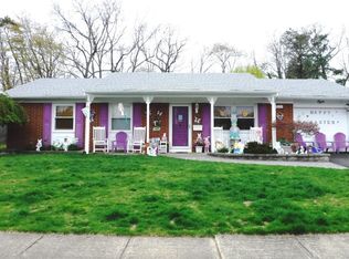 8 Evergreen Ter, Monroe Township, NJ 08831