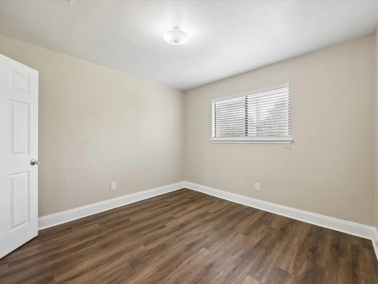 8329 Fathom Cir — Photo 25