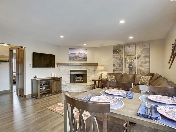 2nd image of 412 S Main St #322