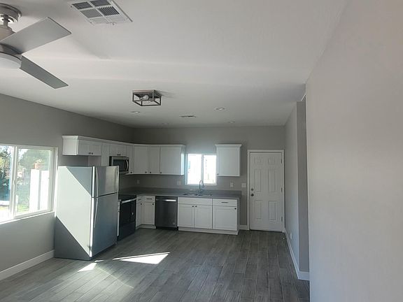 3rd image of 8126 E Boise St