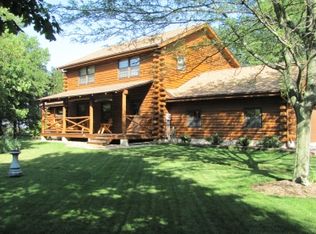 5540 Hodge Rd, Lovington, IL 61937