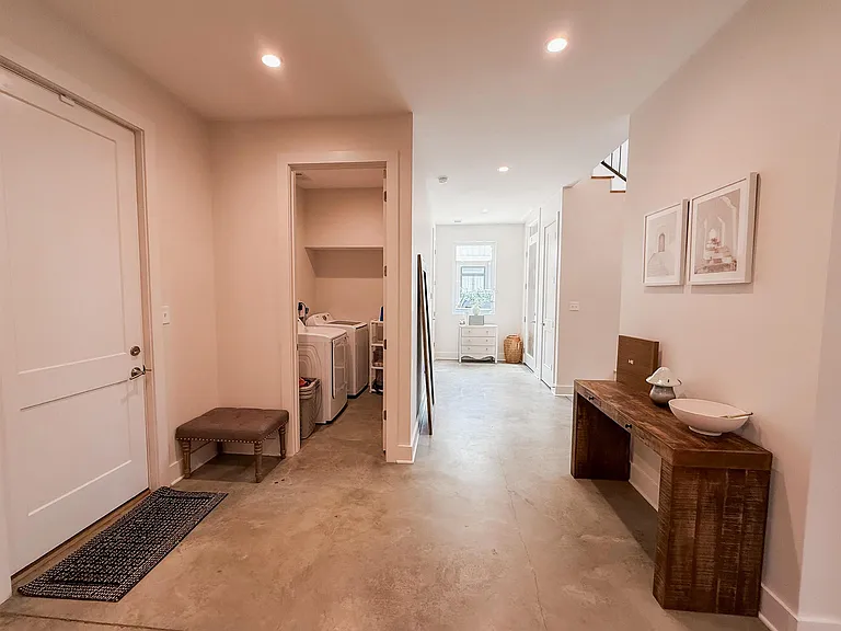 765 Carnes Station Cv — Photo 11