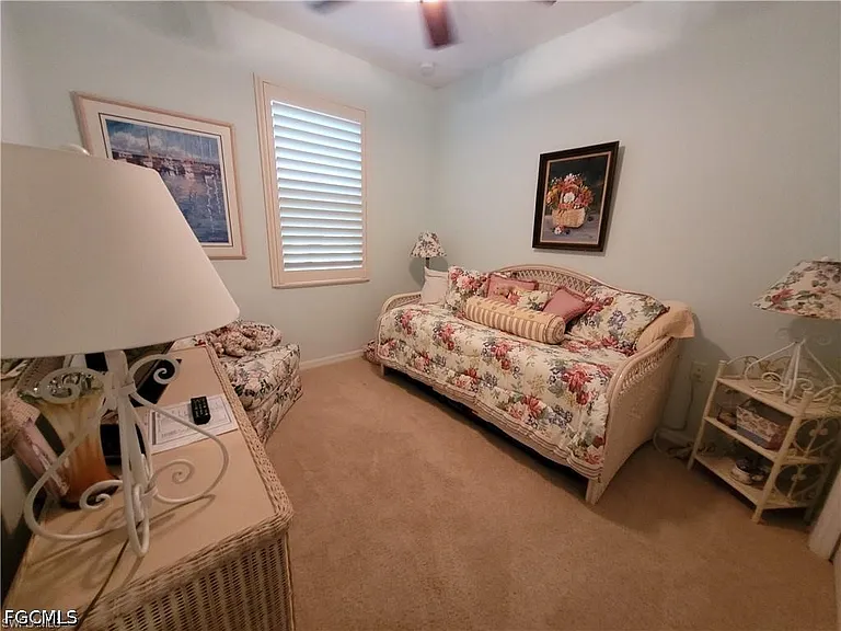 10714 Cetrella Dr — Photo 14