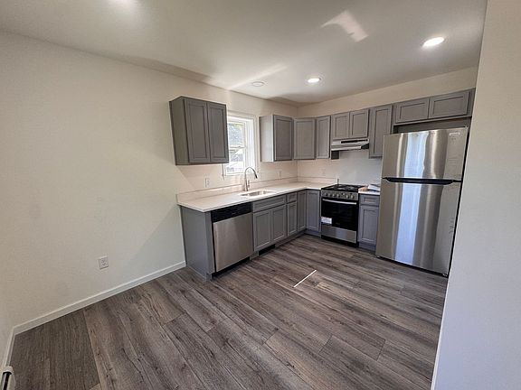 3rd image of 29 National St