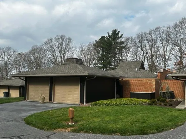 311 Club Cir, Daniels, WV 25832