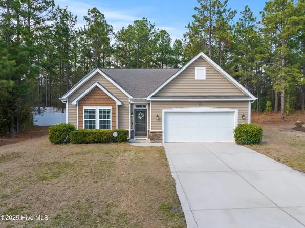 2055 Malta Court, Aberdeen, NC 28315
