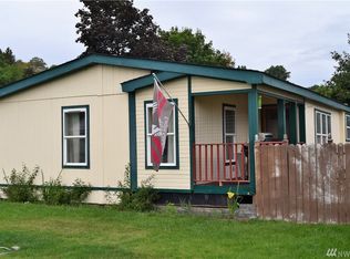 532 W 3rd St, Omak, WA 98841