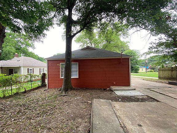 3rd image of 3729 Mason Ave