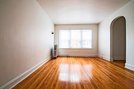 1st image of 8222-32 S Ingleside Ave #8222-1W