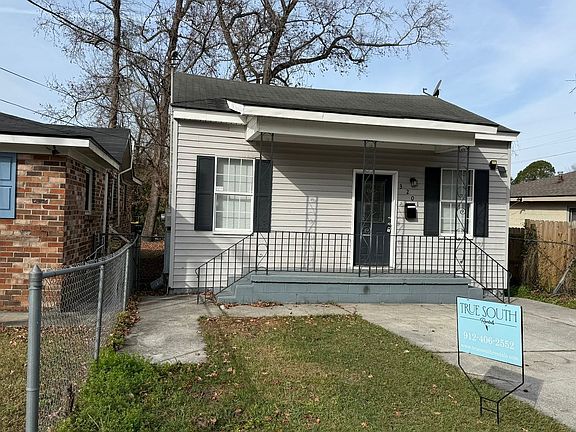 2nd image of 3201 Perth St