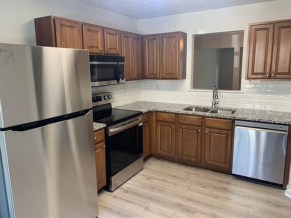 3rd image of 2801 Valley Green Dr #2801