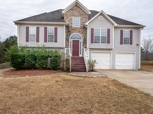 32 Anita Dr, Powder Springs, GA 30127